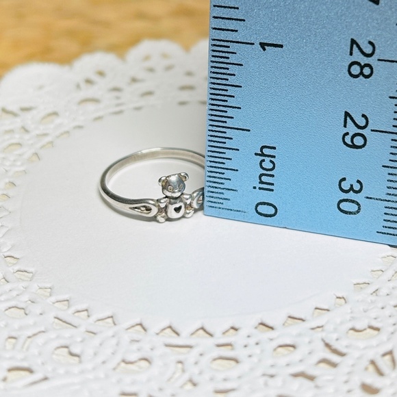 Sterling Silver Vintage Dainty Teddy Bear with Heart Ring, Size 5.5 - Picture 11 of 12